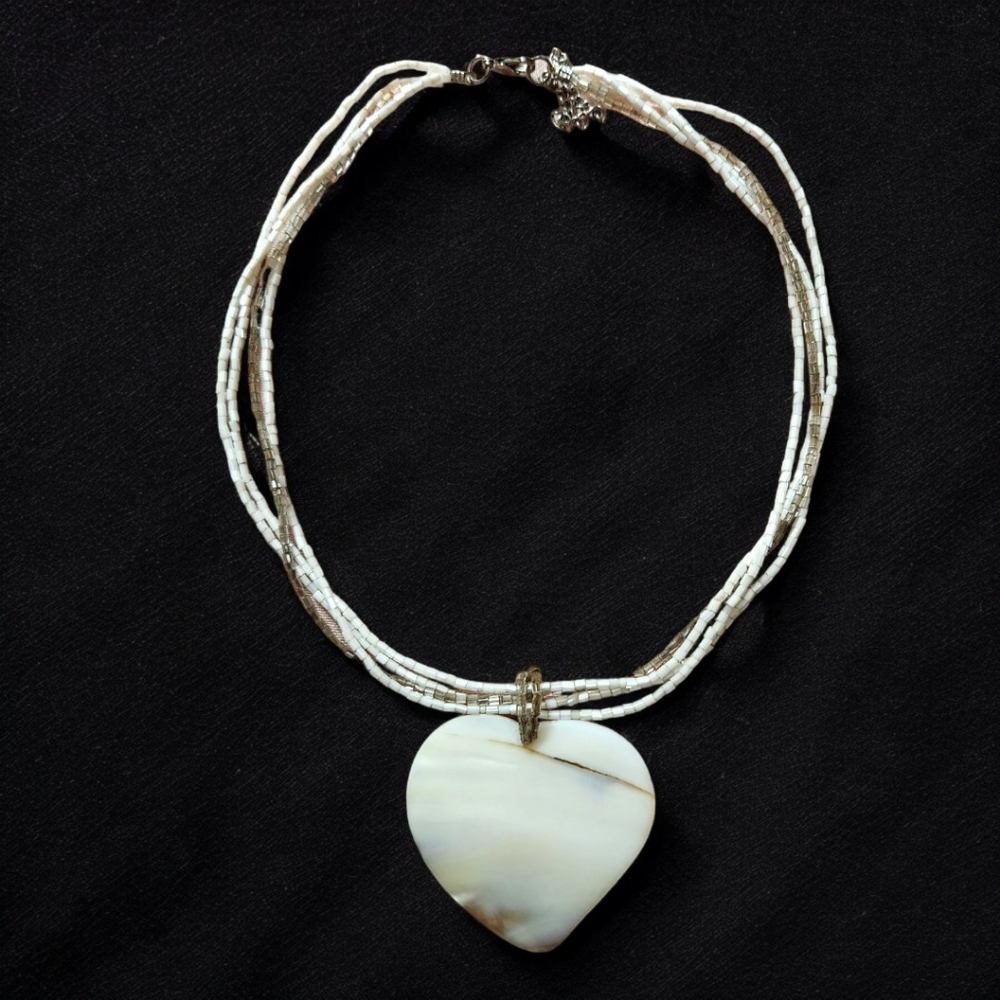 Heart Shell Multistrand Bead Necklace - Picture 2 of 8